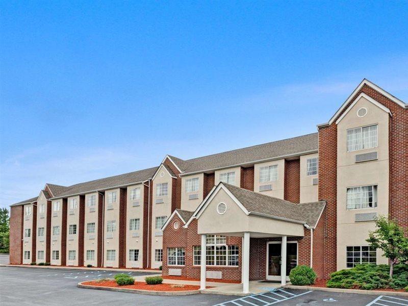 Microtel Inn & Suites By Wyndham Florence/Cincinnati Airpo Buitenkant foto