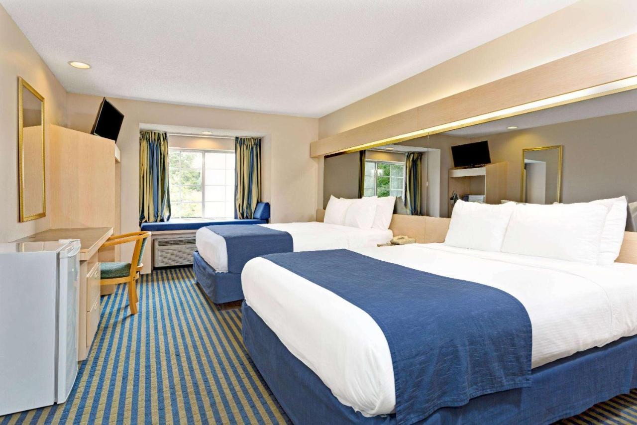Microtel Inn & Suites By Wyndham Florence/Cincinnati Airpo Buitenkant foto