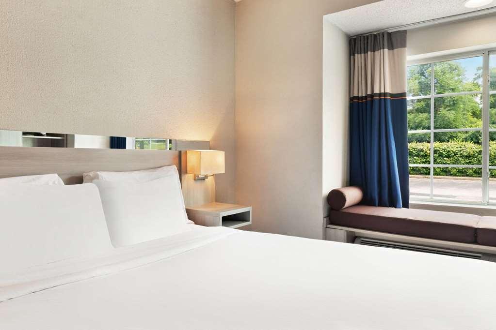 Microtel Inn & Suites By Wyndham Florence/Cincinnati Airpo Kamer foto