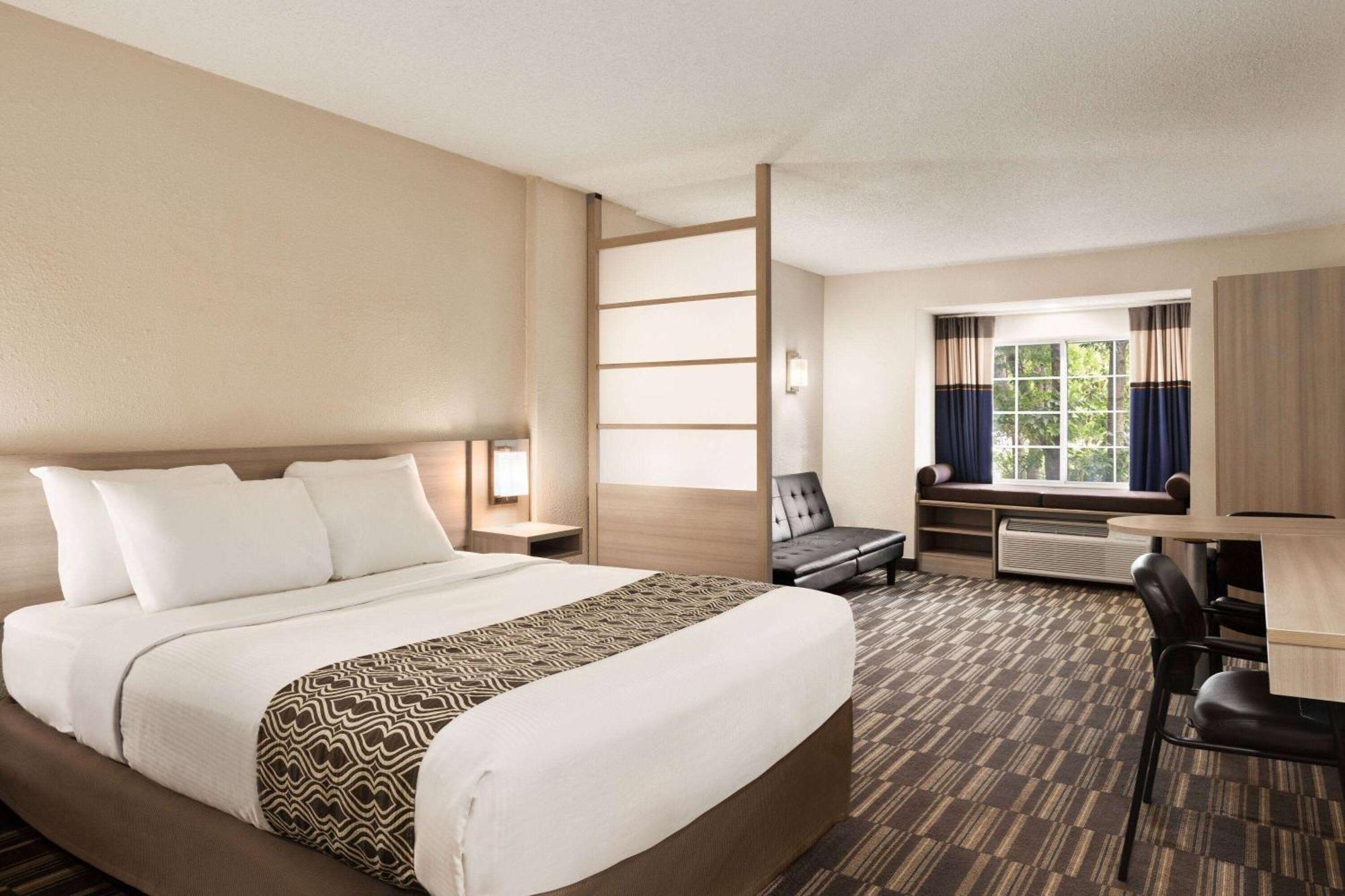 Microtel Inn & Suites By Wyndham Florence/Cincinnati Airpo Buitenkant foto